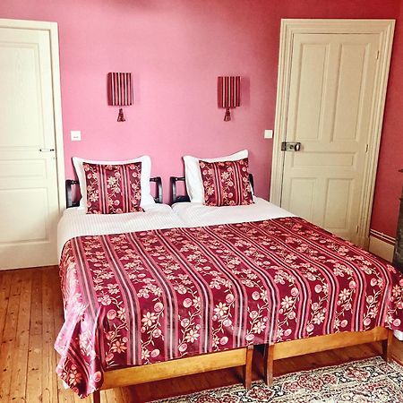Bed and Breakfast Petit Chateau Le Piot Флёранс Экстерьер фото