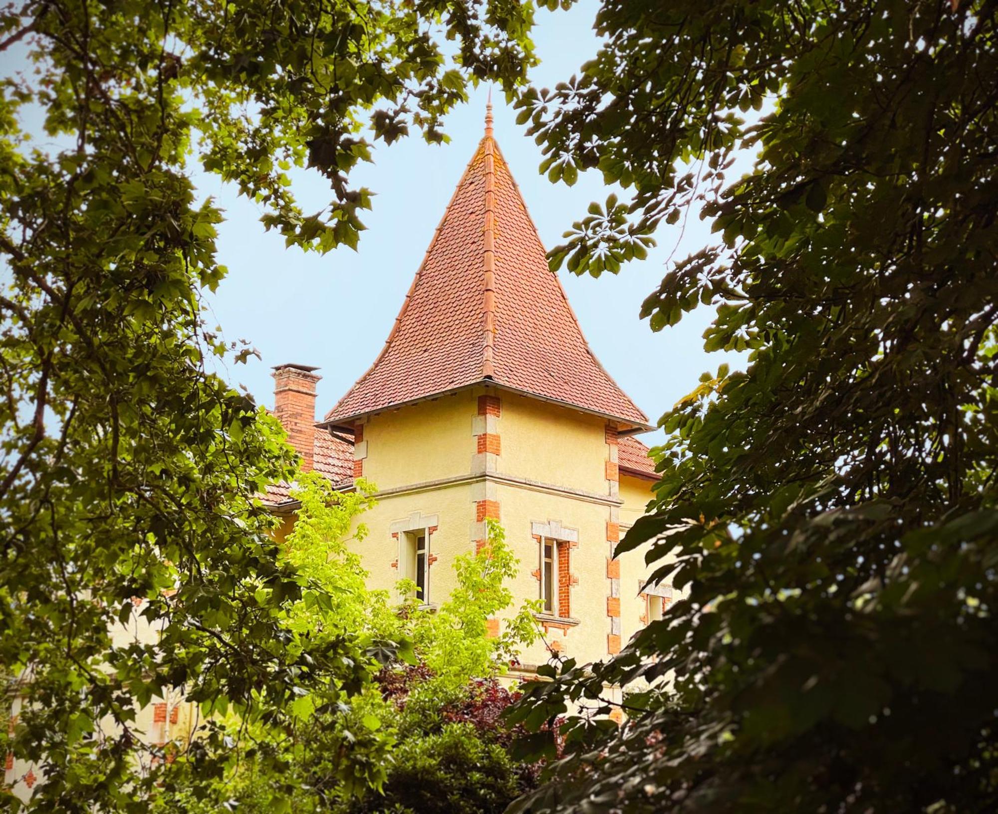 Bed and Breakfast Petit Chateau Le Piot Флёранс Экстерьер фото