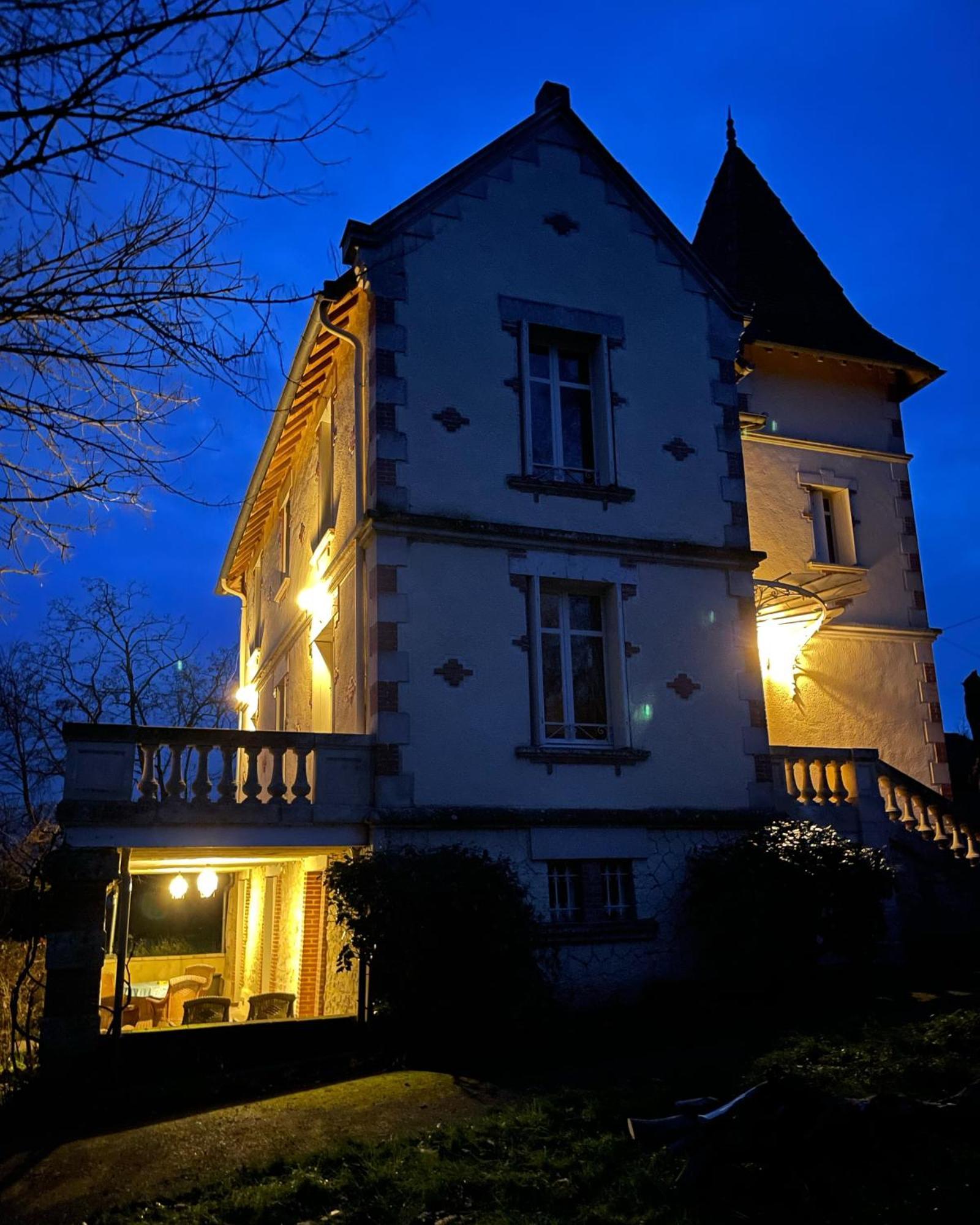 Bed and Breakfast Petit Chateau Le Piot Флёранс Экстерьер фото